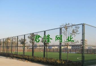 笼式足球场围网