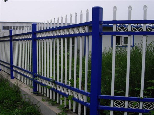 厂区锌钢护栏图片2 厂区锌钢护栏图片2