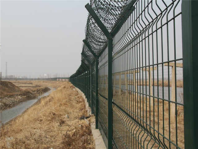 双边护栏网图片2